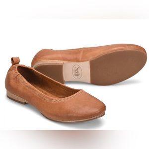 Sofft Kenny style brown leather ballet shoe. Size 7 1/2